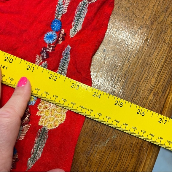 Entro red embroidered blouse size 1X runs small check measurements - Picture 4 of 6
